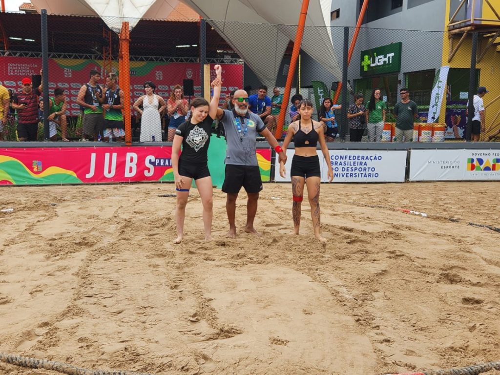 Amazonas estreia com vitórias no beach tênis e garante vaga na final